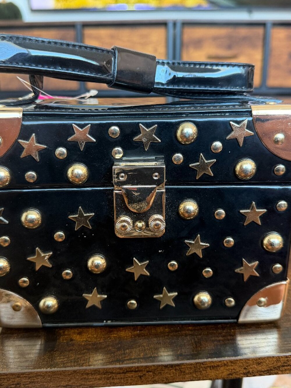 Betsey Johnson Dont Box Me In Black Gold Star Studded Box Bag